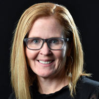 Kristen Smith's Headshot